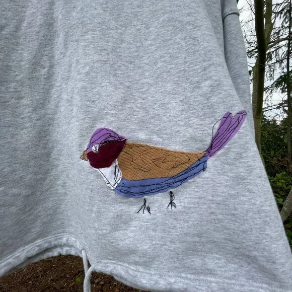 Handmade Bird Cropped Sweatshirt Small - Picture 7 of 7